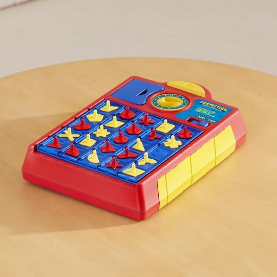 Hasbro HSBF7697 Perfection Refresh Playing Game