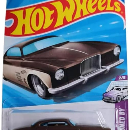 Hot Wheels Fish'd & Chip'd, Treasure Hunt HW Designed, 1:64 Scale Diecast Car, 2/5
