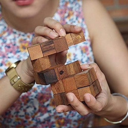 Snake Cube Puzzle: Wooden 3D Brainteaser Puzzle for Adults STEM Skill Builder Interlocking Game. Educational Problem-Solving Game for Adults Wood Handmade Desk Accent for Office