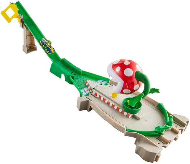 Hot Wheels Mario Kart Piranha Plant Track Playset with Gravity Launcher, Attaching Plant and Yoshi Kart Vehicle