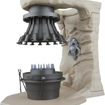 STAR WARS The Vintage Collection The Armorer’s Forge, The Mandalorian 3.75 Inch Collectible Playset with Action Figure