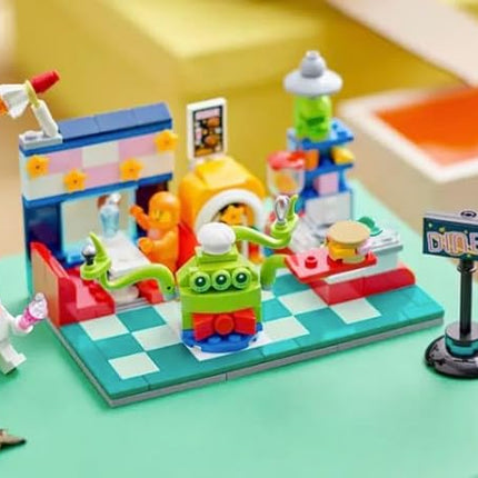 LEGO Alien Space Diner 40687 - Limited Edition