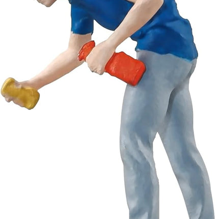 Painted Figure 1:64 Scale Mini Model Trains Architectural Plastic People Figures Standing Car Washer Figure Model,Suitable for Miniature Scenes(64189B)