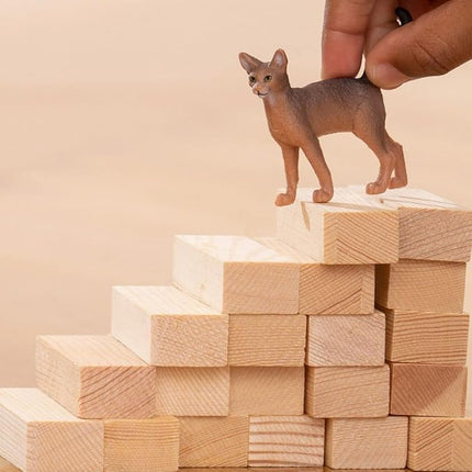 Schleich Farm World - Abyssinian Cat Toy - Realistic Cat Figurine - Kitty Figure for Kids and Toddlers Ages 3+