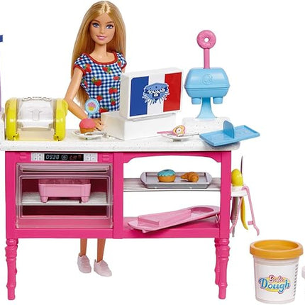 Barbie It Takes Two Baking Set with Malibu Doll and 18 Accessories Including Modelling Dough 3 Colours and Moulds, Children's Toy, from 3 Years, HJY19