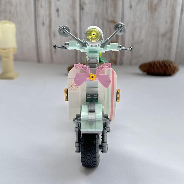 HOUXIPUPY Mini-Motorcyle Vespa-Model Building Blocks Set- Technic Vehicle Vespa Construction Building Blocks Collection Set 673 PCS for Teen and Adults