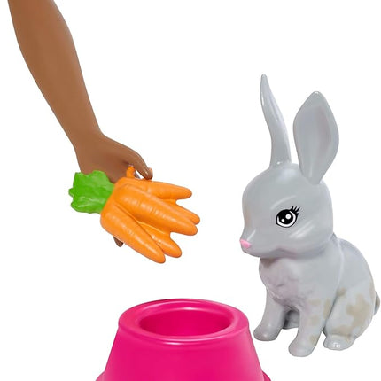 Barbie Play ‘n’ Wash Pets Playset with Brunette Doll, 3 Color-Change Animals (a Puppy, Kitten and Bunny) and 10 Pet and Grooming Accessories, Gift for 3 to 7 Year Olds
