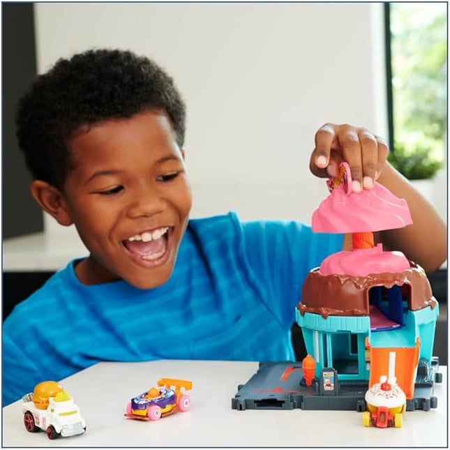 Hot Wheels HTN77 Toys