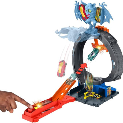 Hot Wheels City Toy Car Track Set, Bat Loop Attack with Adjustable Loop & Launcher, 1:64 Scale Vehicle, Connects to Other Sets