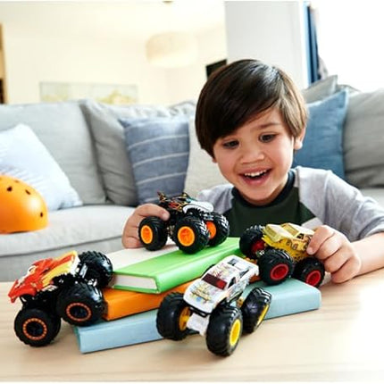 Hot Wheels Monster Trucks, 1:64 Scale Monster Trucks Toy Trucks, Set of 4, Giant Wheels, Favorite Characters and Cool Designs