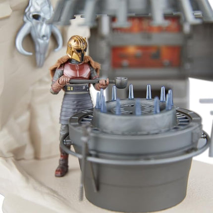 STAR WARS The Vintage Collection The Armorer’s Forge, The Mandalorian 3.75 Inch Collectible Playset with Action Figure