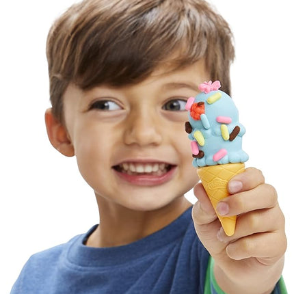 Play-Doh Peppa's Ice Cream Playset with Truck, Peppa Pig and George Figures, and 5 Non-Toxic Modeling Compound Cans, Toy for Kids 3 Years and Up