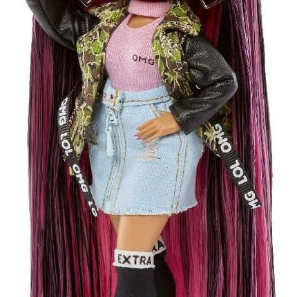L.O.L. Surprise! OMG World Travel™ City Babe Fashion Doll with 15 Surprises Including Outfit, Travel Accessories and Reusable Playset – Great Gift for Girls Ages 4+
