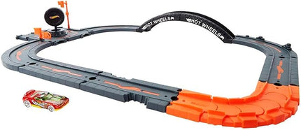 Hot Wheels City Track Pack, 10 Piece Set Includes Track Base & Various Track Pieces to Build a Cityscape, with 1 Hot Wheels Car, Connects to Other Sets, Gift for Kids 4 Years & Up