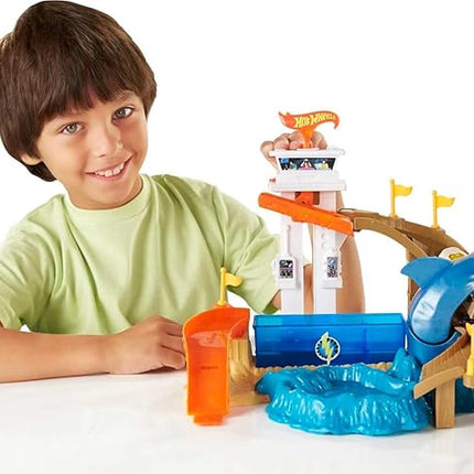 Hot Wheels Toy Car Track Set, Color Shifters Sharkport Showdown, 1:64 Scale Car with Repeat Color-Change Feature