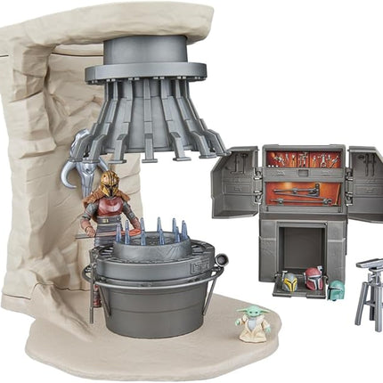 STAR WARS The Vintage Collection The Armorer’s Forge, The Mandalorian 3.75 Inch Collectible Playset with Action Figure