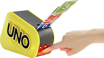 Mattel Games UNO Attack Game with Card Launcher Featuring Lights & Sounds, Plus Mega Hit Rule (Amazon Exclusive)