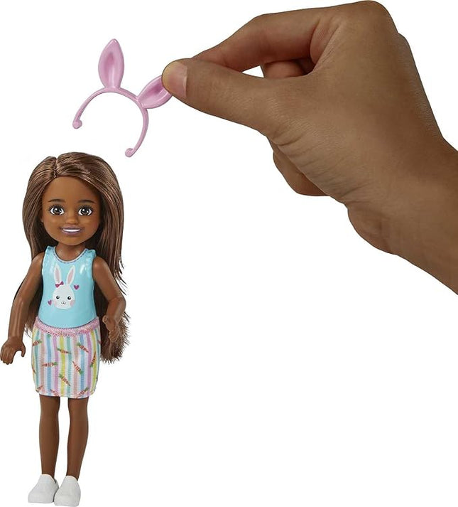 Barbie Chelsea Doll (Brunette) with Pet Bunny & Storytelling Accessories Including Pet Bed, Bunny Treats & More, Toy for 3 Year Olds & Up