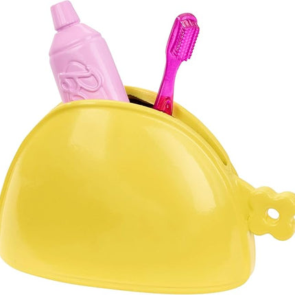 Barbie Dreamhouse Adventures Doll & Accessories, Travel Set with Daisy Doll, Kitten, Working Suitcase & 9 Pieces