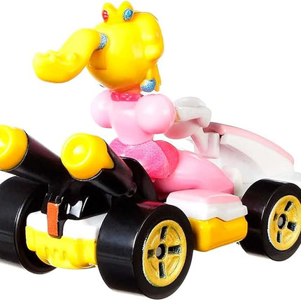 Hot Wheels GBG28 Mario Kart 1:64 Die-Cast Peach with Standard Kart Vehicle