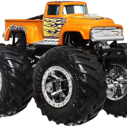 Hot Wheels Monster Trucks, 1:64 Scale Monster Trucks Toy Trucks, Set of 4, Giant Wheels, Favorite Characters and Cool Designs