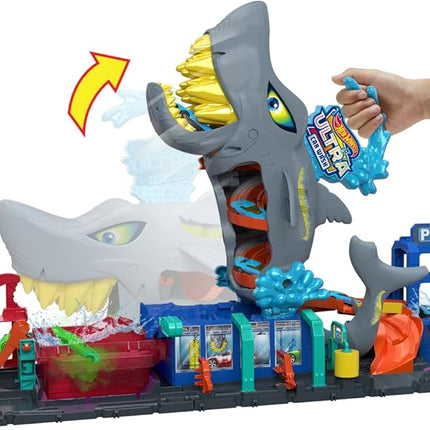 Hot Wheels City Track Set, Ultra Shark Car Wash with 1:64 Scale Color Reveal Toy Vehicle, Repeat Color-Change Feature, Storage