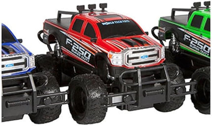 World Tech Toys Ford F-250 Super Duty 1:24 RC Monster Truck – Electric Powered – All-Terrain Tires – Full Function Radio Control