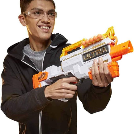 Nerf Ultra Dorado Motorised Blaster, Gold Accents, Fast-Back Loading, 12 Darts, Compatible Only Ultra Darts, 7.62 x 63.5 x 26.67 cm, F2017
