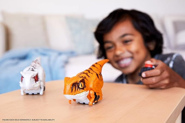 Mattel Jurassic World Dominion Uncaged Dinosaur Toy with Chomp Motion & Roar Sound, Rowdy Roars Atrociraptor Tiger Dino Action Figure