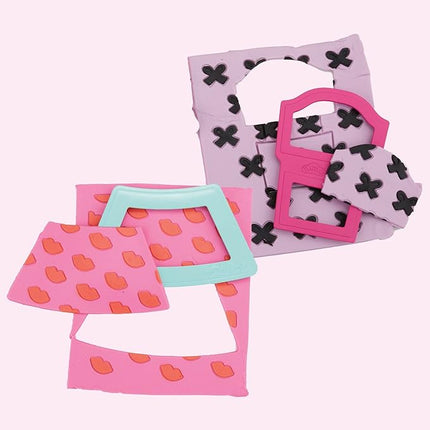 Play-Doh Barbie Designer Fashion Show Set, Make Doll Clothes with 21 Fashion Accessories & Modeling Compound, Kids Arts & Crafts for Girls & Boys 5+