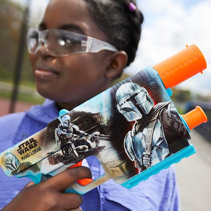 Nerf Star Wars The Mandalorian Dart Blaster, 12 Elite Darts, Internal Clip, Toy Foam Blasters for 8 Year Old Boys & Girls & Up