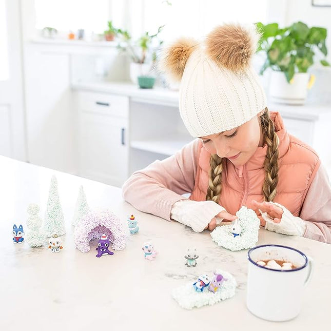 Educational Insights Playfoam Pals Snowy Friends 6-Pack | Non-Toxic, Never Dries Out Playfoam | Sensory, Shaping Fun, Arts & Crafts For Kids | Surprise Collectible Toy| Perfect for Ages 5 and up