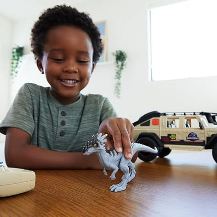 Matchbox RC Jurassic World Dominion Jeep Gladiator, 6-inch Dracorex Dinosaur Figure, Remote-Control Toy Car with Auto-Capture Claw