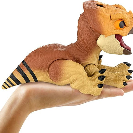 Mattel Jurassic World Rebirth Primal Protector Aquilops Dolores Interactive Dinosaur Toy with Attack Action & Sounds, Pet-Style Electronic Figure with Food Accessory