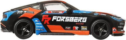 Hot Wheels Premium Car Culture Collectible Toy Car, 1:64 Scale Die-Cast Nissan 400Z, Slide Street Vehicle with Real Riders Tires