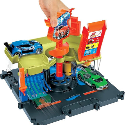 Hot Wheels City Toy Track Set, Downtown Express Car Wash Playset with 1:64 Scale Vehicle, Foam Roller & Drying Flaps