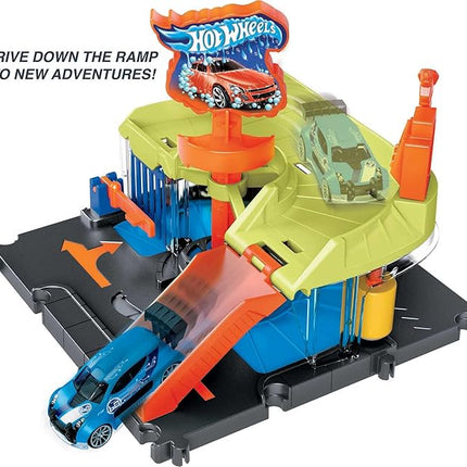 Hot Wheels City Toy Track Set, Downtown Express Car Wash Playset with 1:64 Scale Vehicle, Foam Roller & Drying Flaps