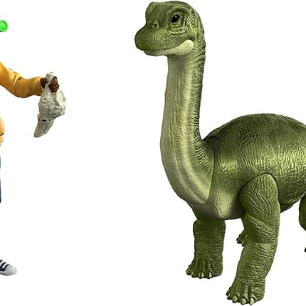 Jurassic World Camp Cretaceous Darius and Baby Brachiosaurus Human and Dino Pack with 2 Action Figures and 2 Accessories, Toy Gift Set and Collectible