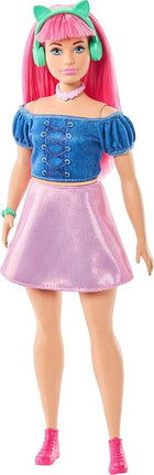 Barbie Mysteries: Beach Detectives Daisy Doll Wearing Signature Removeable Outfit with Storytelling Accessories, Including Pet Kitten