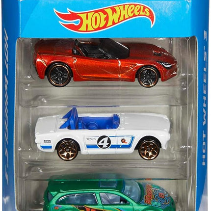 Hot Wheels 3 Car Pack, Multipack of 3 Hot Wheels Vehicles, Instant Starter Set, Collection of 1:64 Scale Toy Sports Cars, Rolling Wheels, For Kids 3 Years & Up