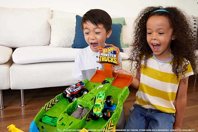 Hot Wheels Monster Trucks Playset with Monster Trucks Bigfoot & Gunkster, Convenient Storage, Wreckin’ Raceway