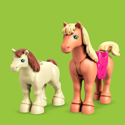 Mega Barbie Horse Jumping Building Set with 73 Bricks and Special Pieces, Accessories and 1 Micro-Doll, Toy Gift Set for Ages 5 and Up