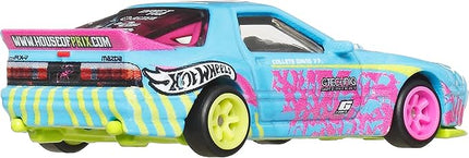 Hot Wheels Premium Car Culture Collectible Toy Car, 1:64 Scale Die-Cast Mazda RX7 FC Pandem, Silhouettes Vehicle with Real Riders Tires