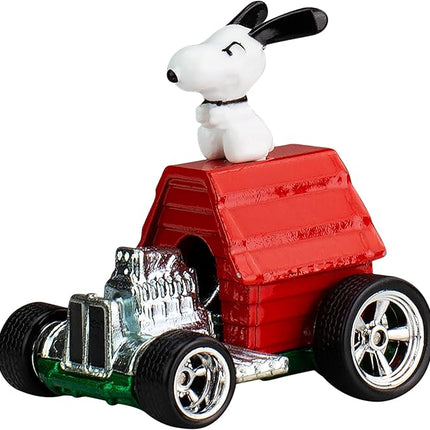 Hot Wheels Premium Pop Culture Peanuts Racing Club Snoopy on Dog House 1:64 Scale Diecast Vehicle