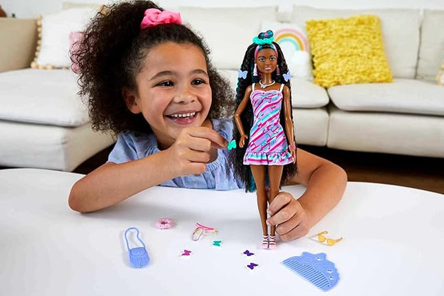 Barbie Totally Hair Doll, Butterfly-Themed with 8.5-inch Fantasy Hair & 15 Styling Accessories (8 with Color-Change Feature)