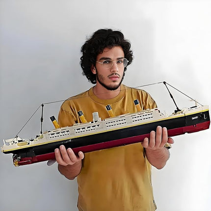 Titanic Model Kit -2022 Pieces Large Titanic Ship Building Blocks Set, STEM Educational 3D Puzzle Toys Gifts for Kids and Adults, Ideal Collectible Display Architecture for Home& Office Decor