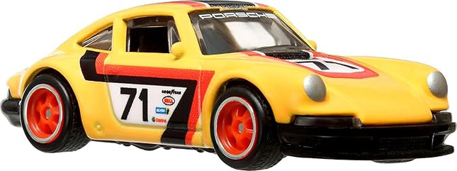 Hot Wheels Premium Car Culture Circuit Legends Toy Vehicle, 1:64 Scale Die-Cast '71 Porsche 911 for Collectors, Real Riders Tires, Metal/Metal Chassis