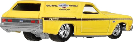 Hot Wheels Premium Car Culture Collectible Toy Car, 1:64 Scale Die-Cast '70 Chevelle SS Wagon, Fast Wagons Vehicle with Real Riders Tires