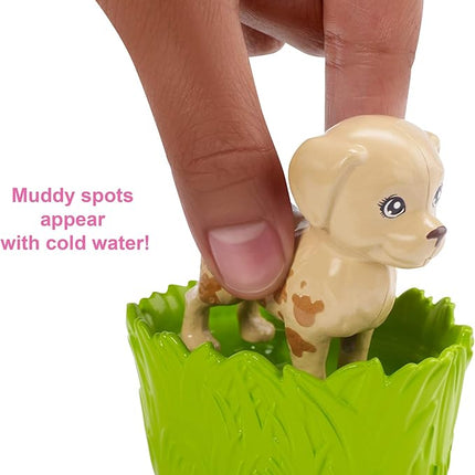 Barbie Play ‘n’ Wash Pets Playset with Brunette Doll, 3 Color-Change Animals (a Puppy, Kitten and Bunny) and 10 Pet and Grooming Accessories, Gift for 3 to 7 Year Olds