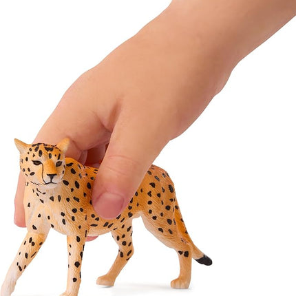 Terra by Battat – 4 Pieces Cheetah Family – 1 – 4-Inch Plastic Cheetah Figurines – Realistic Zoo Safari Animals for Kids – Educational Toy Figures – Inspires Imaginative Play – 3+ Years